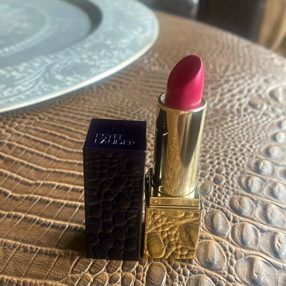 Estée Lauder lipstick 💄full size new pure color envy CONFIDENT